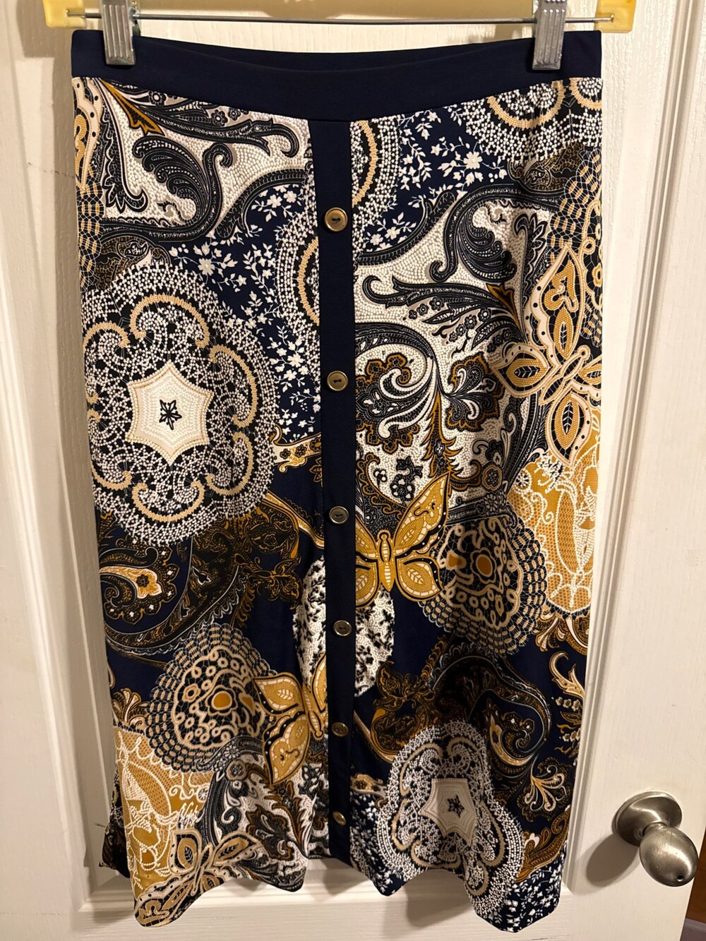 Espresso Paisley Button Front Midi Skirt Navy Gold Size M